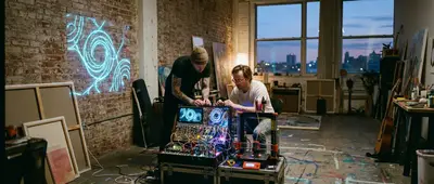 AI’s New Creative Partners: How Machines Are Joining the Studio